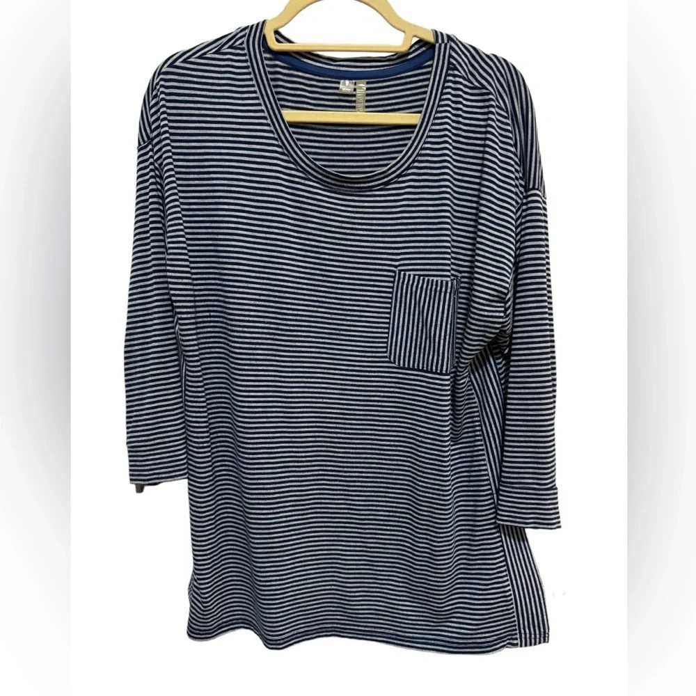 Silverwear - Blue / Gray Striped tunic top - Size M - Picture 1 of 8